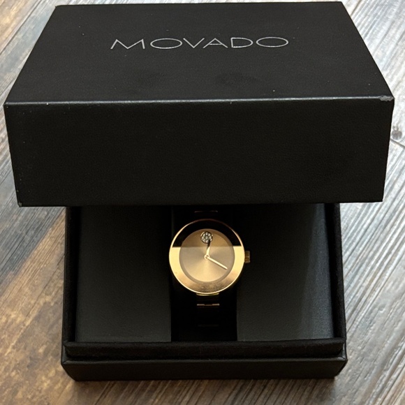 Movado Women's Rose Gold Quartz Watch, bangle wrist band (smooth & link) - Picture 2 of 13